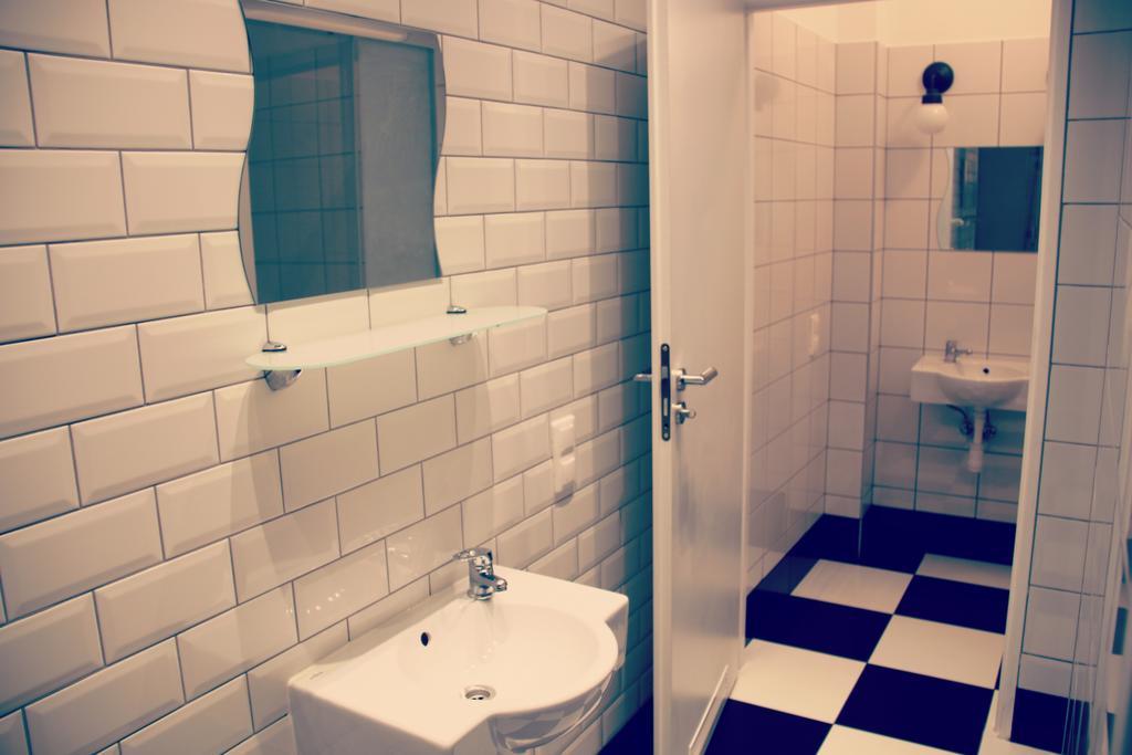 Grand Central Hostel Krakkó Kültér fotó