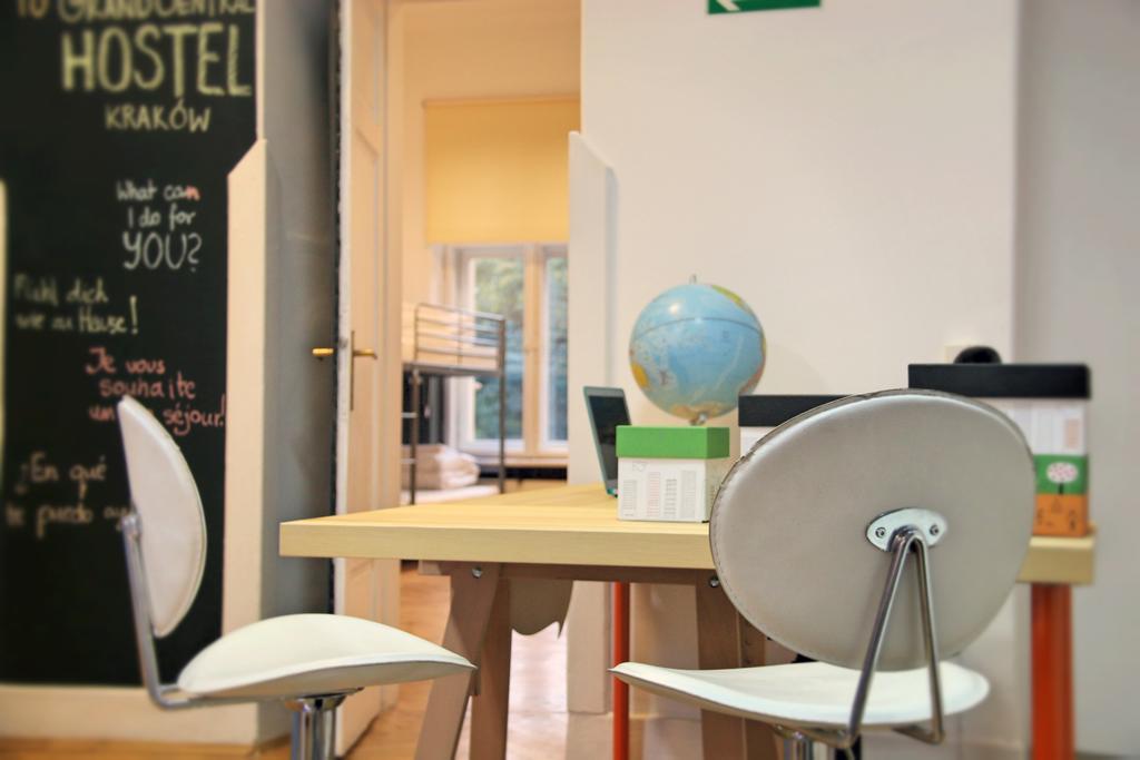 Grand Central Hostel Krakkó Kültér fotó