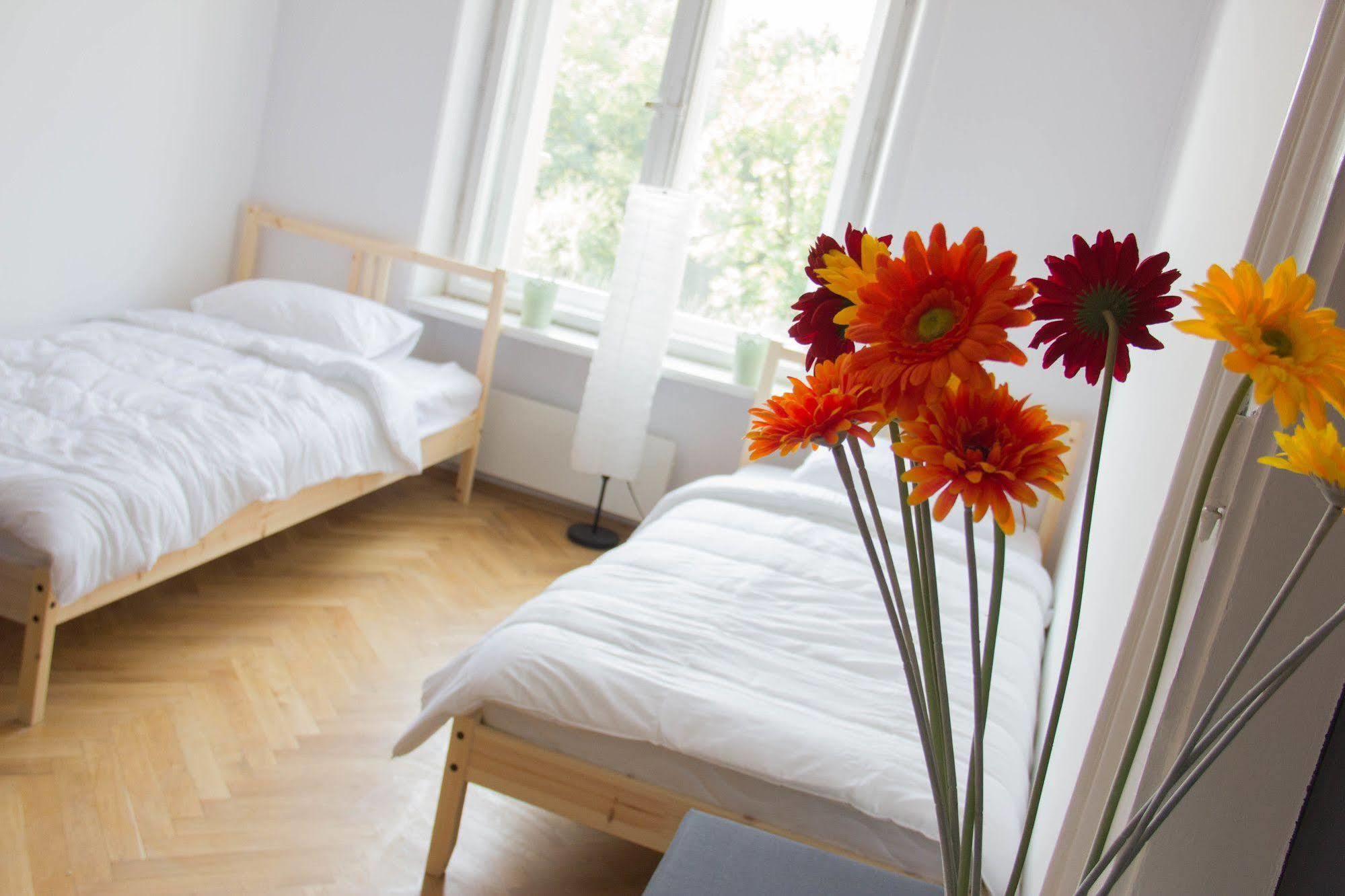 Grand Central Hostel Krakkó Kültér fotó