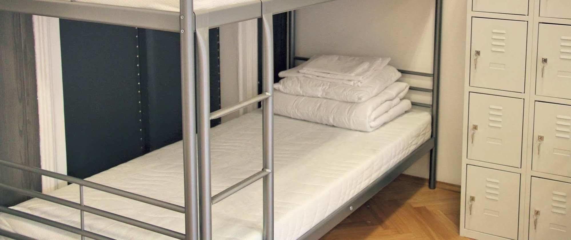 Grand Central Hostel Krakkó Kültér fotó