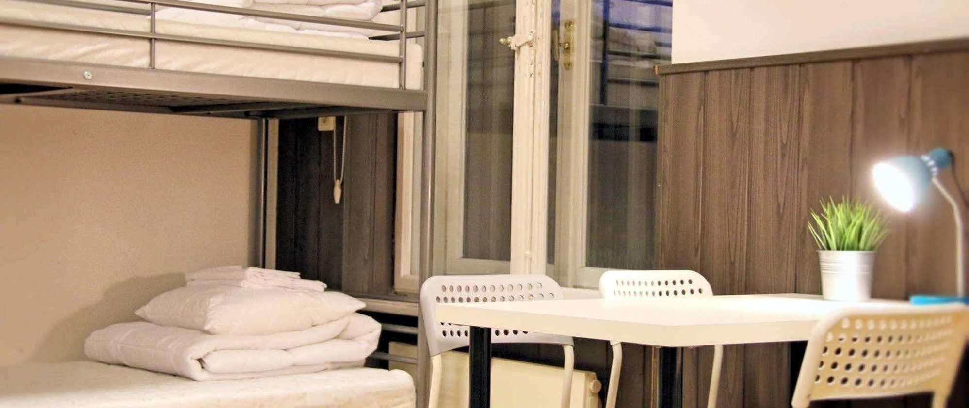 Grand Central Hostel Krakkó Kültér fotó